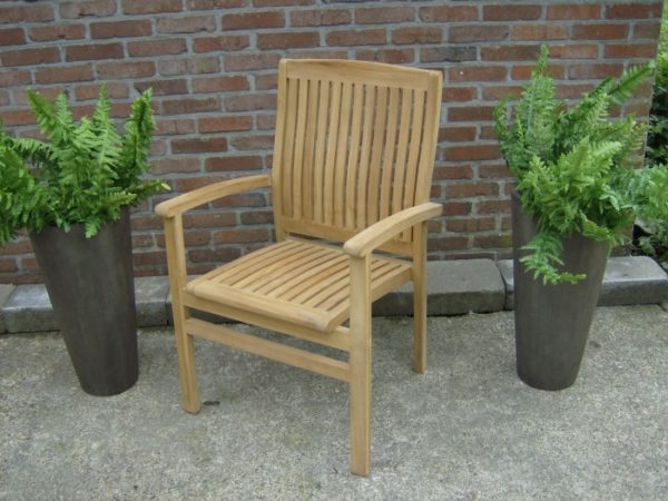 De goedkoopste TEAK Stapelstoelen voor in uw tuin bij Outlet232