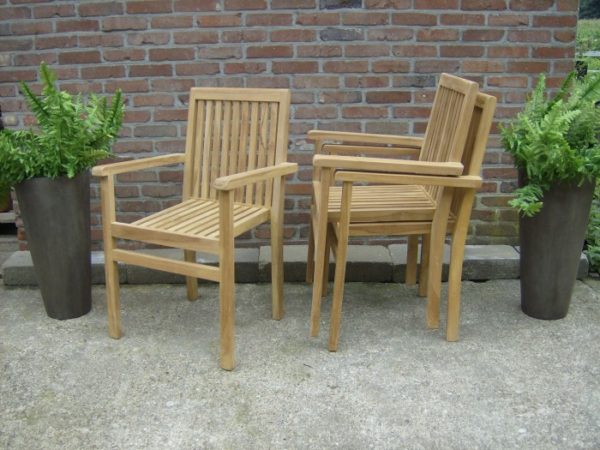 De goedkoopste TEAK Stapelstoelen voor in uw tuin bij Outlet232